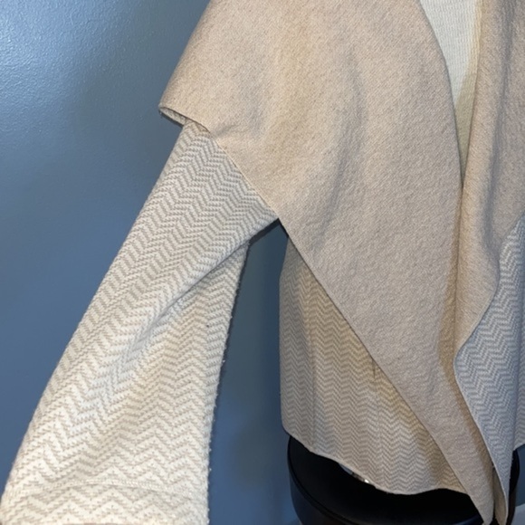 Adrienne Vittadini cardigan sweater womens size large tan/cream 50% wool - Picture 3 of 8